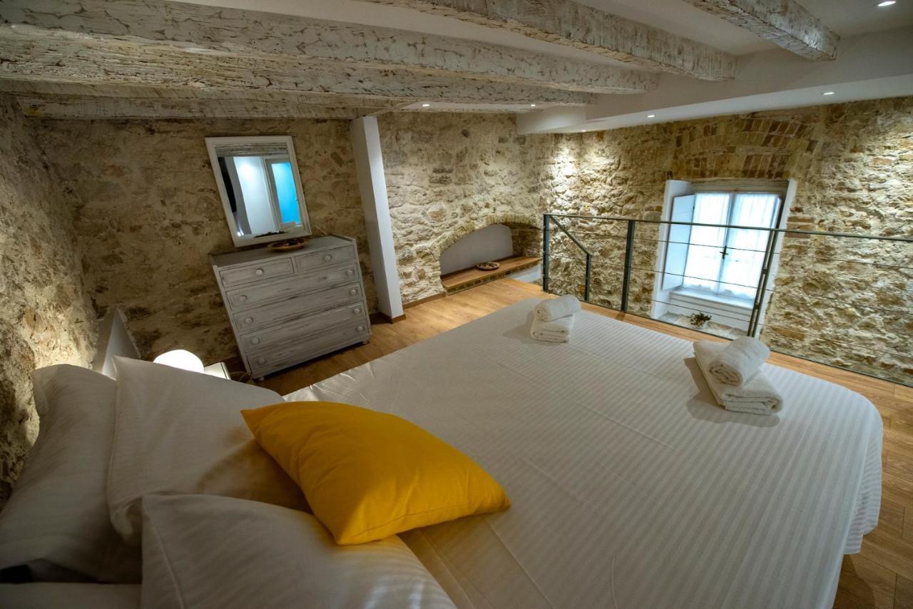 Yiasemi Corfu Loft Apartments エクステリア 写真